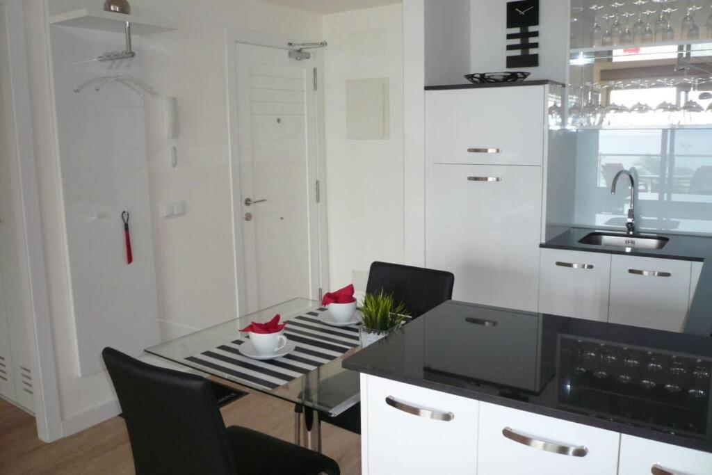 Modern Apartment With Stunning Sea View Cala Millor  Kültér fotó
