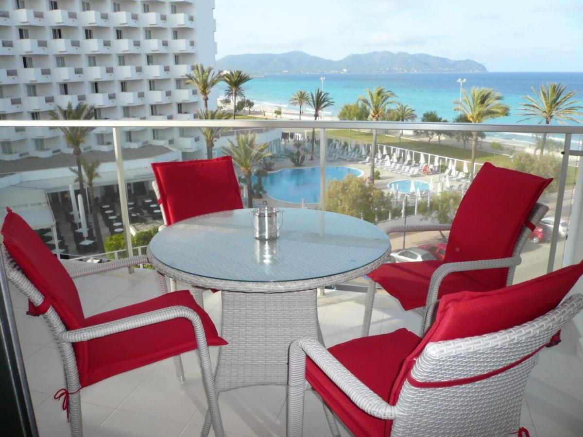 Modern Apartment With Stunning Sea View Cala Millor  Kültér fotó